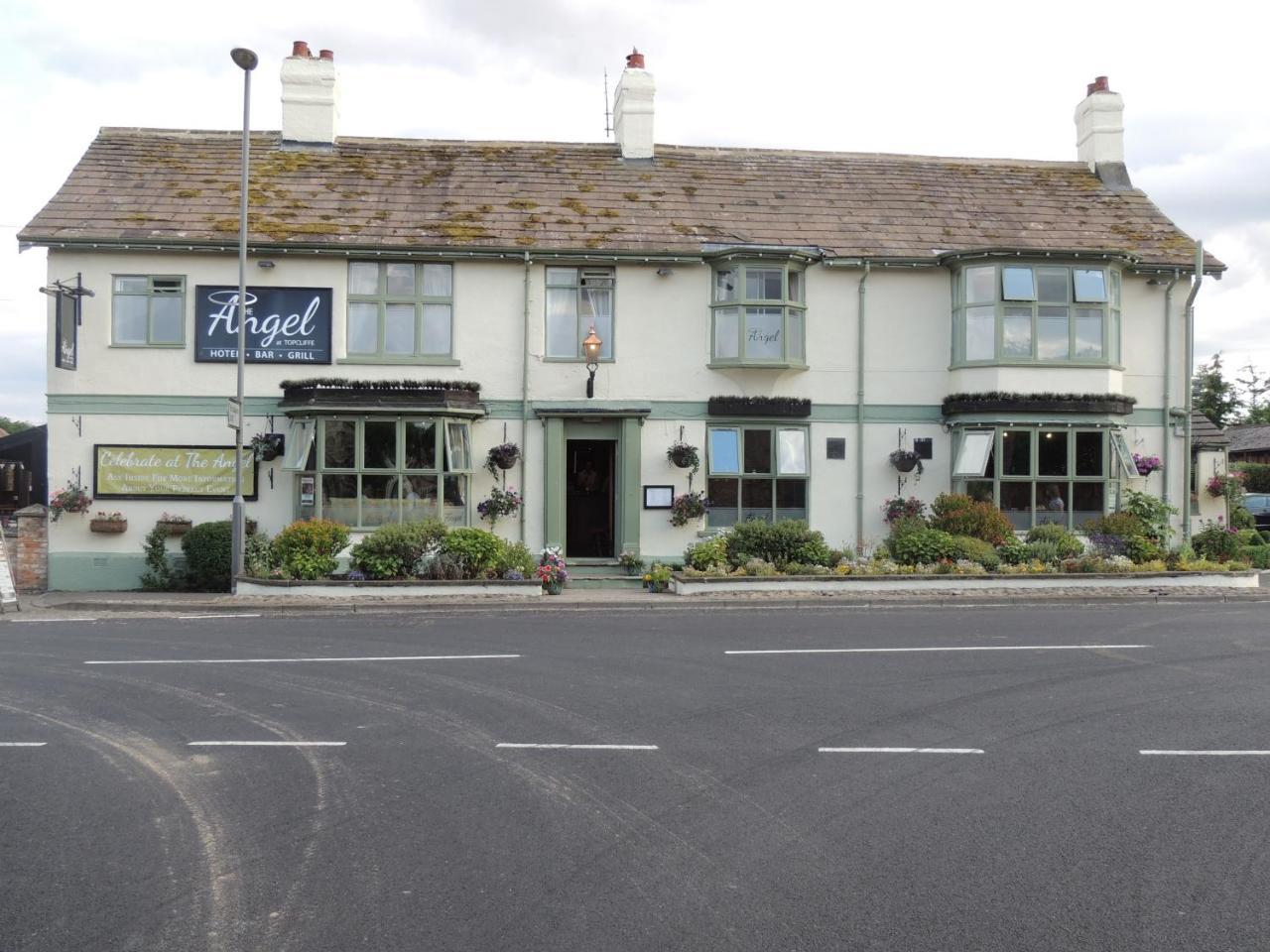 The Angel At Topcliffe Thirsk Exterior photo